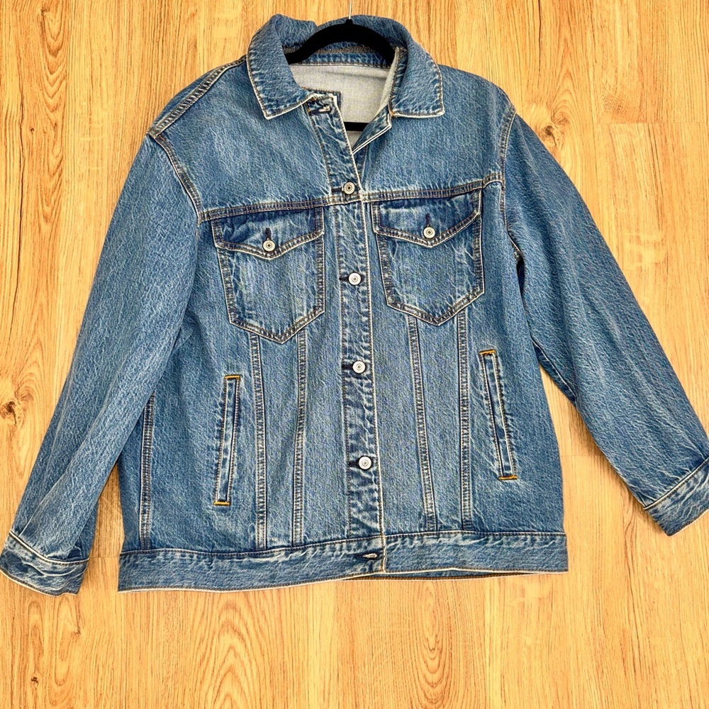 Abercrombie Women’s Oversized Blue Denim Jacket- Size Medium - Picture 14 of 16